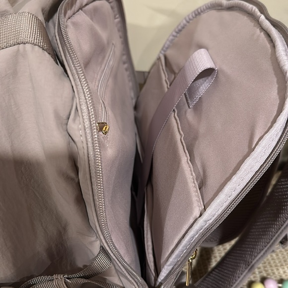 Isaac Mizrahi Viral Backpack Diaper Bag viral TikTok NWT - Picture 7 of 9